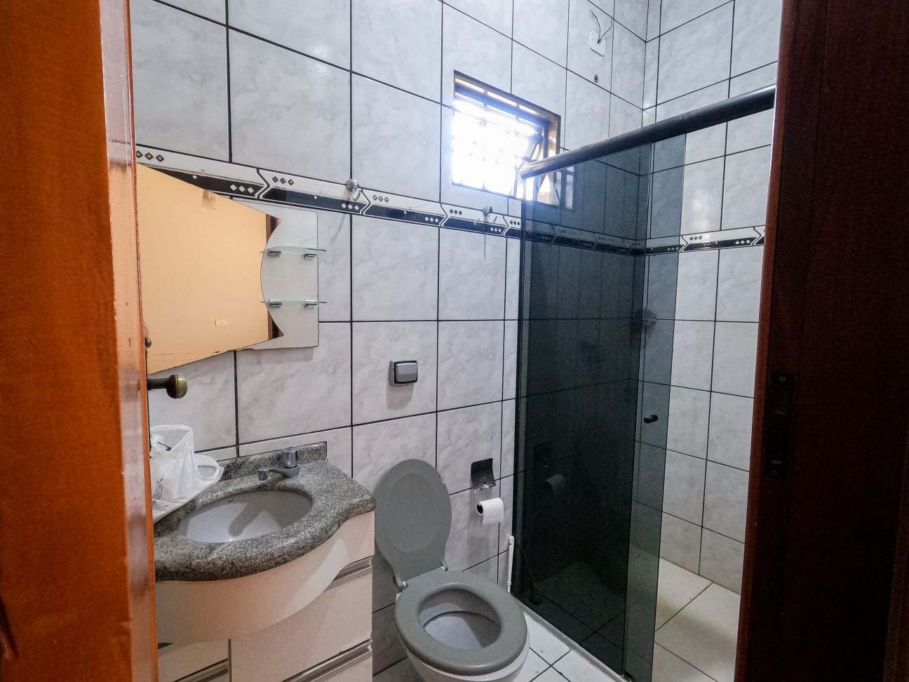 07 BANHEIRO SUITE IZA