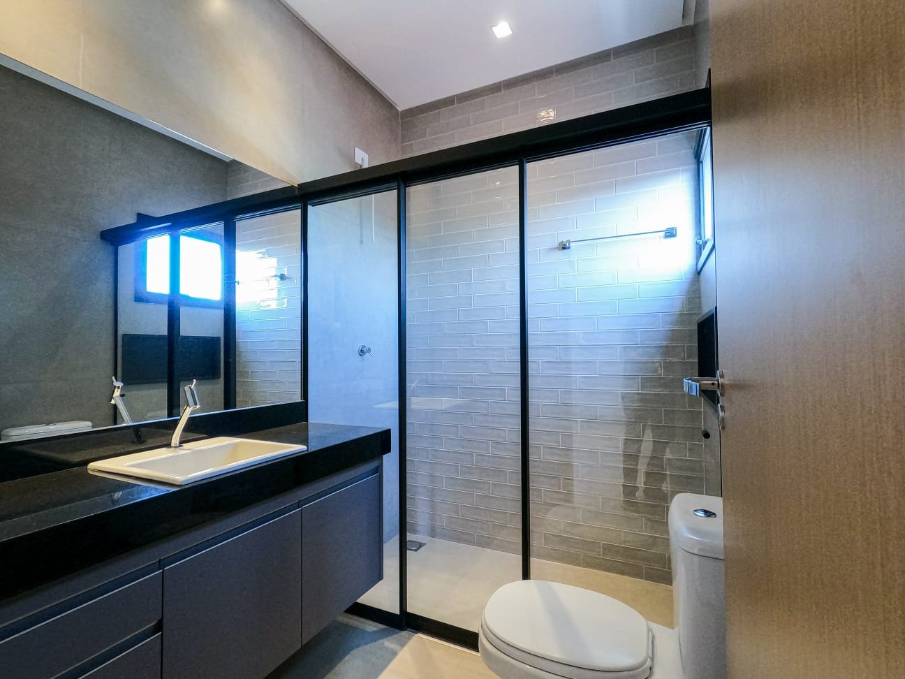 08 SUITE BANHEIRO 1 JOS