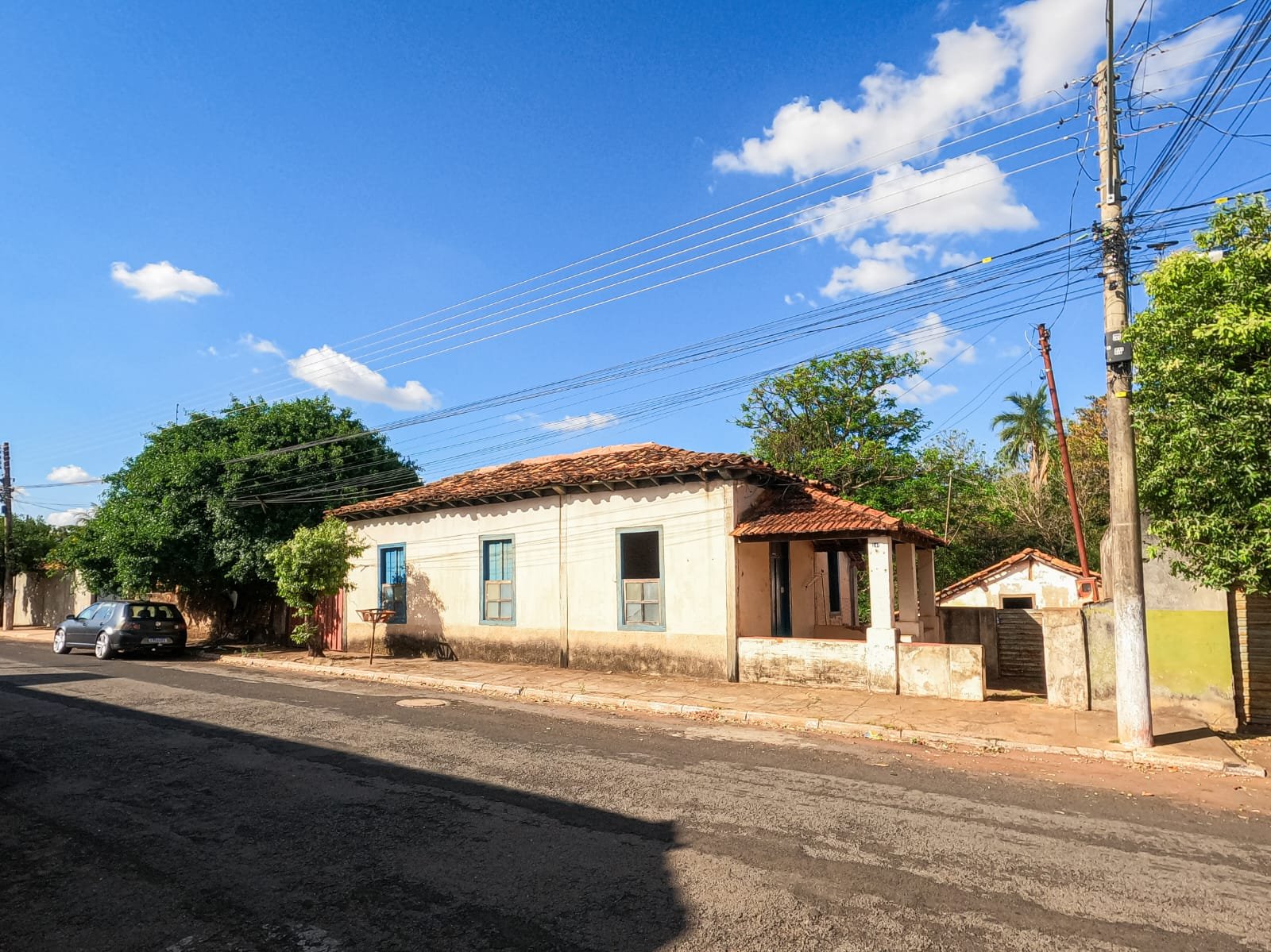 01 FAIXADA RUA CARLOS